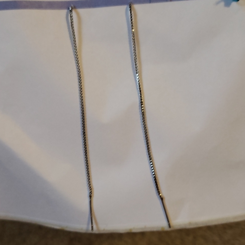 Earrings - Picture 2 of 2